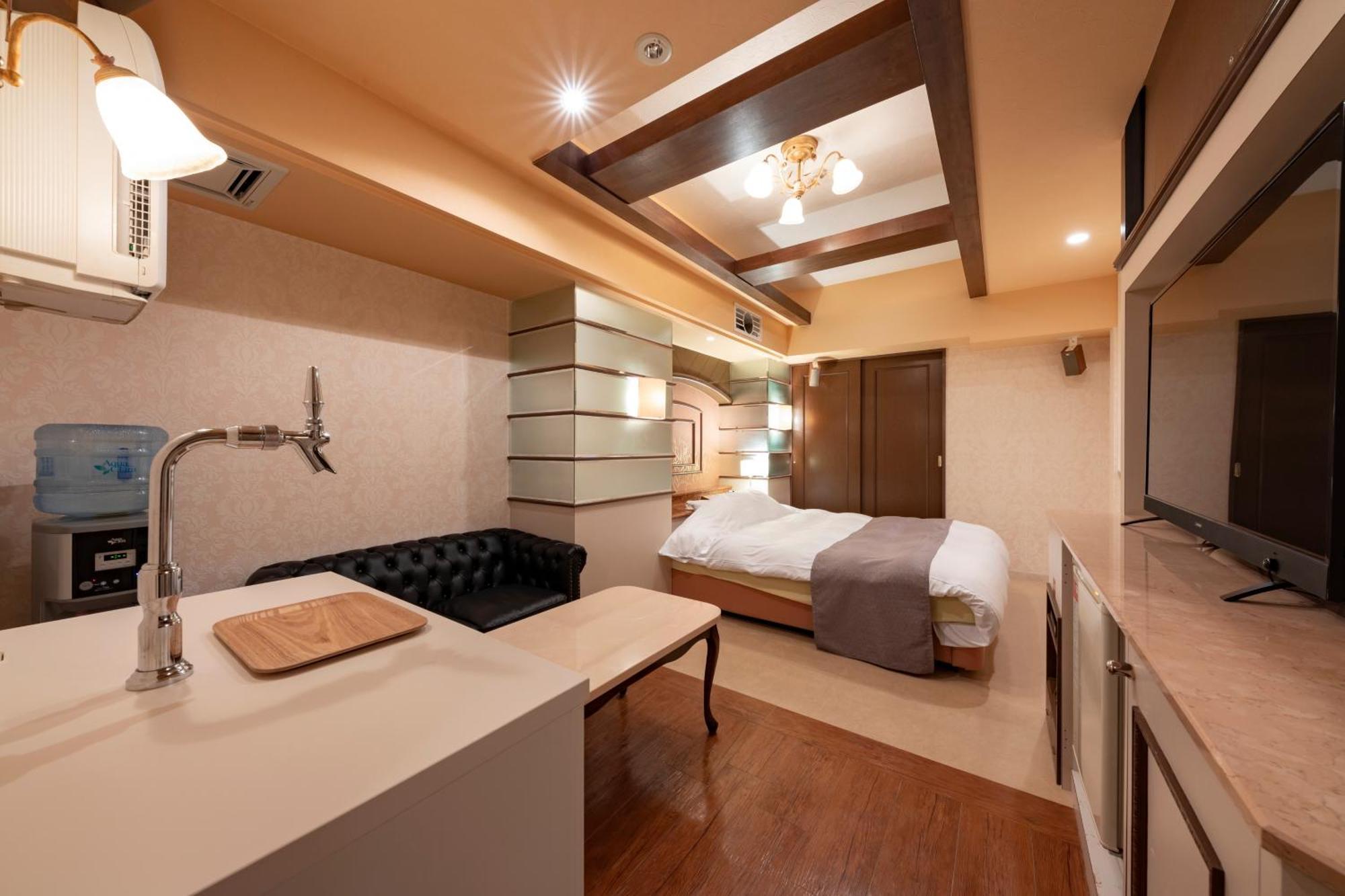 Hotel Luna Sendai -Adult Only Exteriör bild