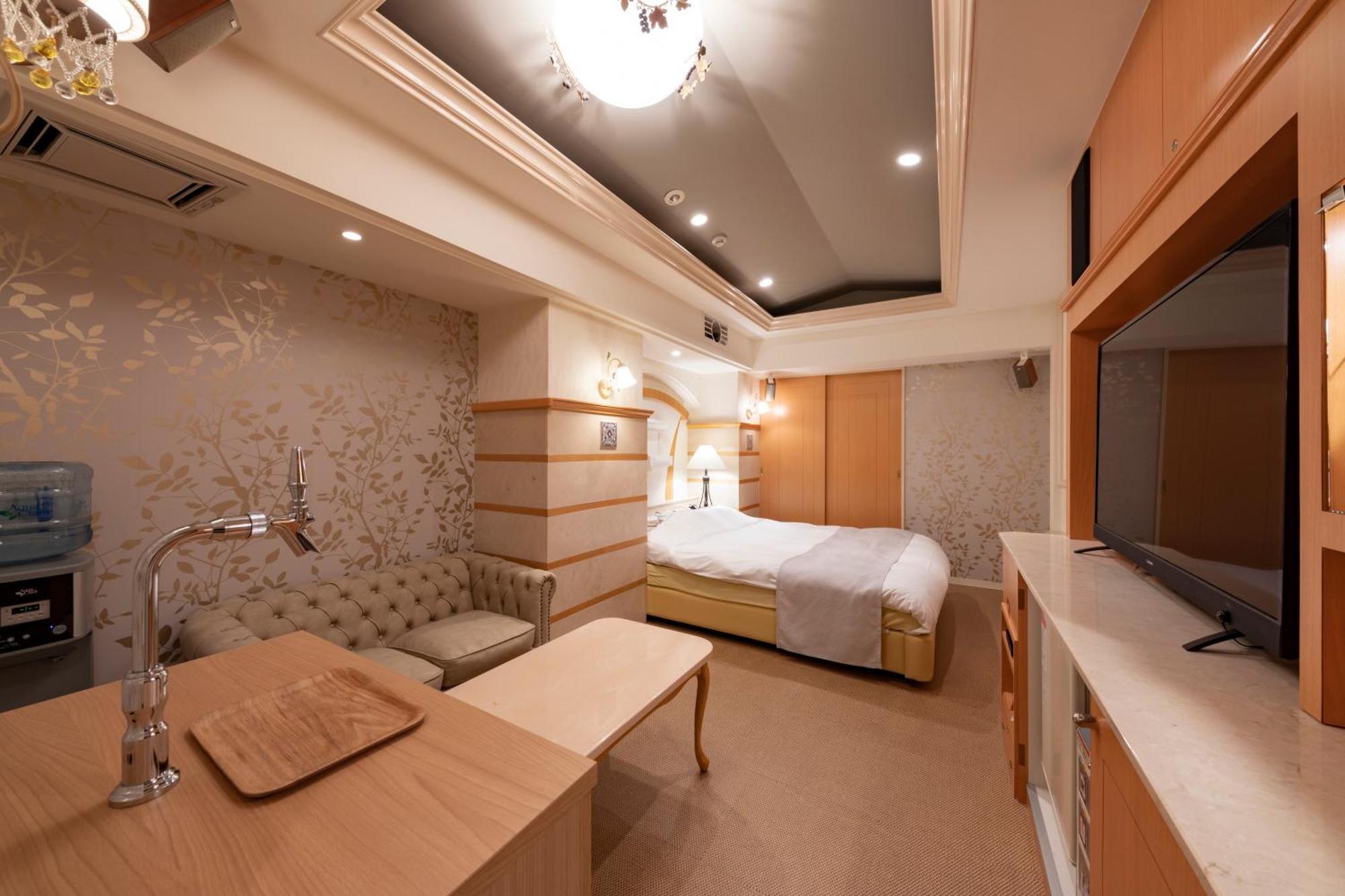 Hotel Luna Sendai -Adult Only Exteriör bild